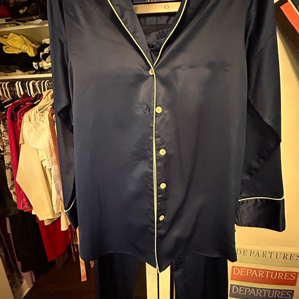 Natori Blue Satin Pajama Set with Piping